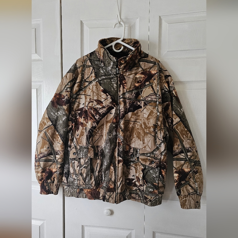 Camo Coat. Mens Large. Outfitters Ridge.